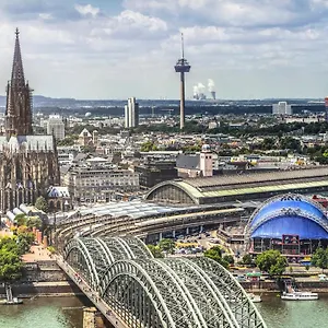 *** Hotel Express Cologne By Ihg Germania